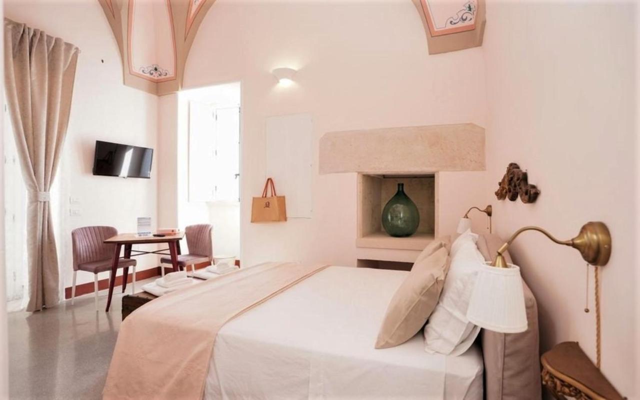 Palazzo Megha Suite & Breakfast Palmariggi Екстер'єр фото