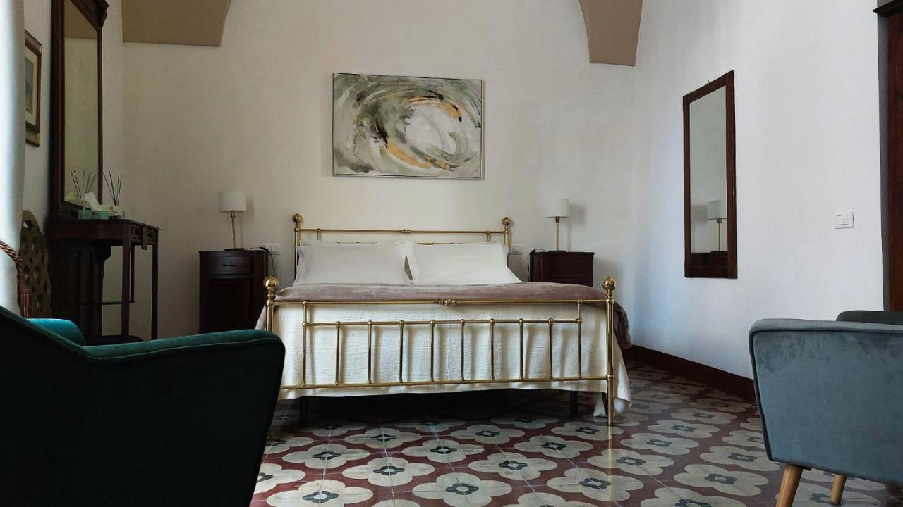 Palazzo Megha Suite & Breakfast Palmariggi Екстер'єр фото